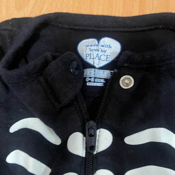 Glow in the dark footed pj pajama one piece footie baby Halloween costume - Picture 2 of 2